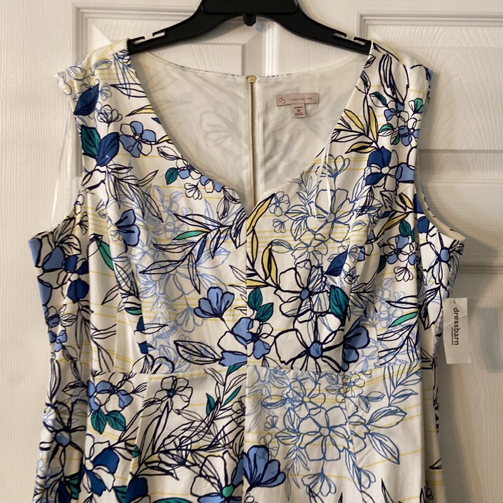 DRESSBARN Floral Blue and White Dress size 18 brand new length 38” bust 44”. - Picture 5 of 12